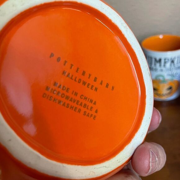 Halloween Spectrum Mugs Popcorn Pumpkins Pottery Barn Pumpkin - Picture 9 of 16